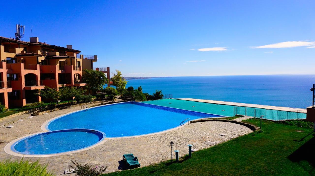 Ваканционни апартаменти Калиакрия - Holiday apartments Kaliakria Топола Экстерьер фото