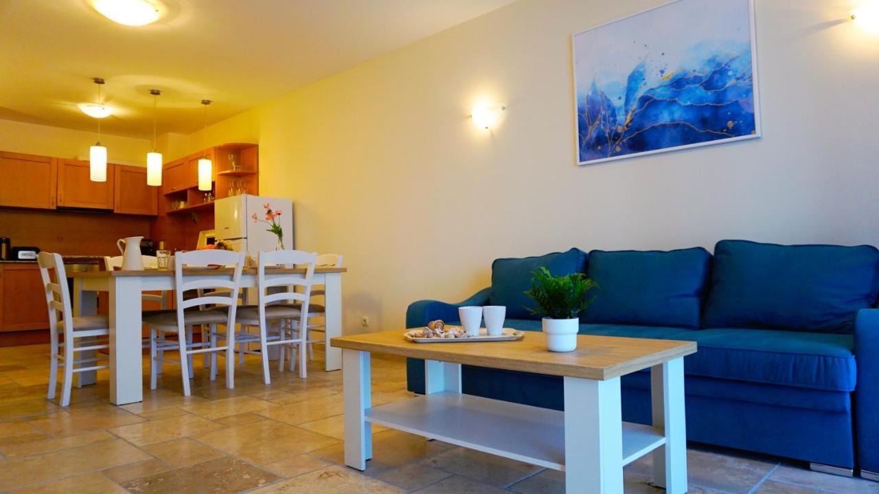 Ваканционни апартаменти Калиакрия - Holiday apartments Kaliakria Топола Экстерьер фото