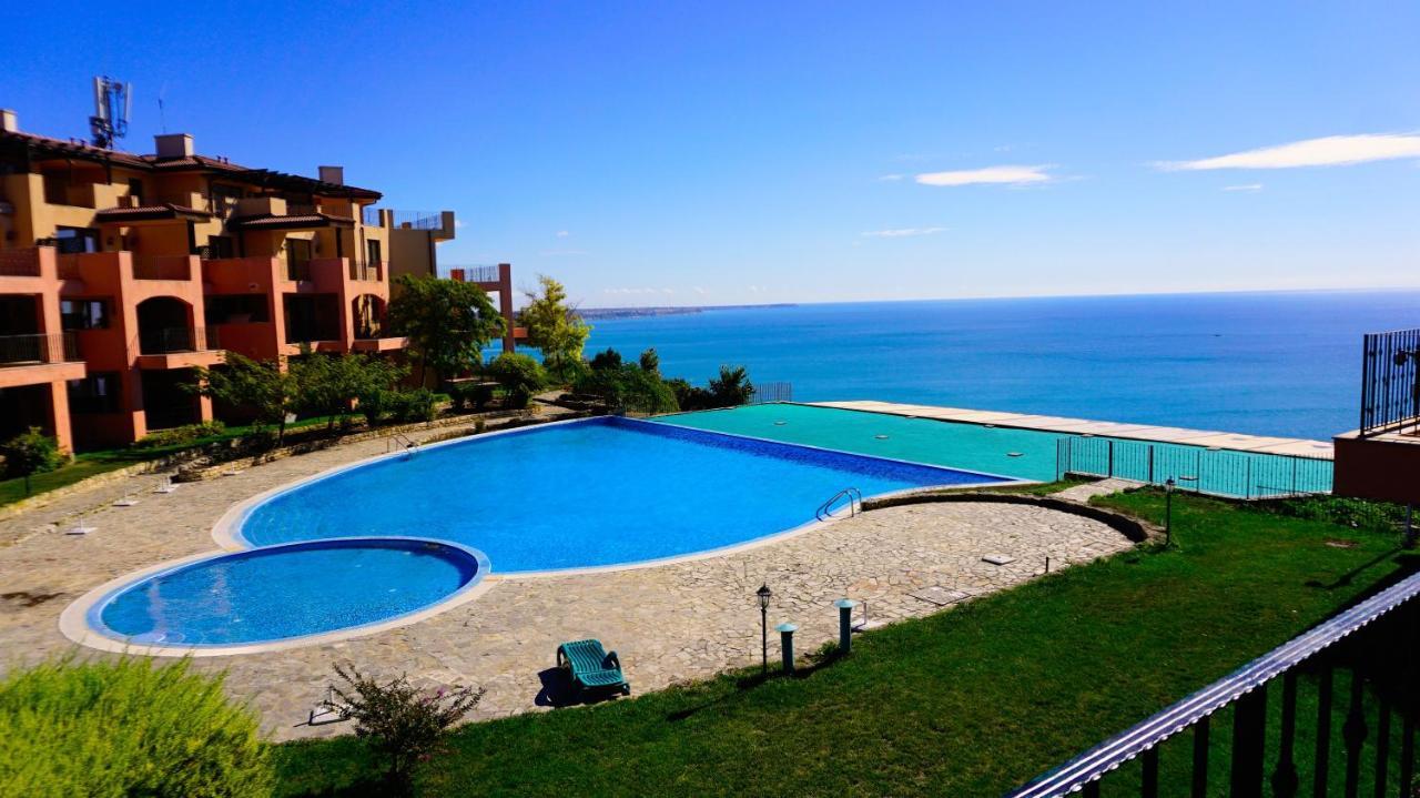 Ваканционни апартаменти Калиакрия - Holiday apartments Kaliakria Топола Экстерьер фото