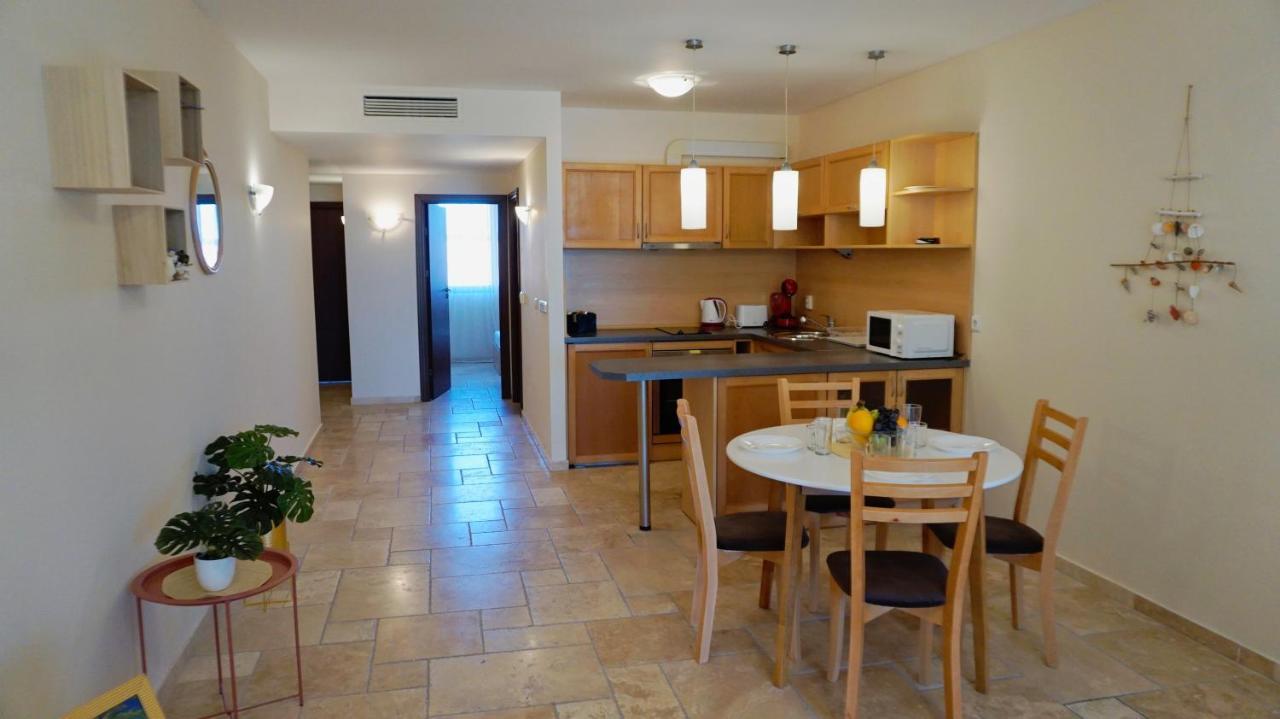 Ваканционни апартаменти Калиакрия - Holiday apartments Kaliakria Топола Экстерьер фото