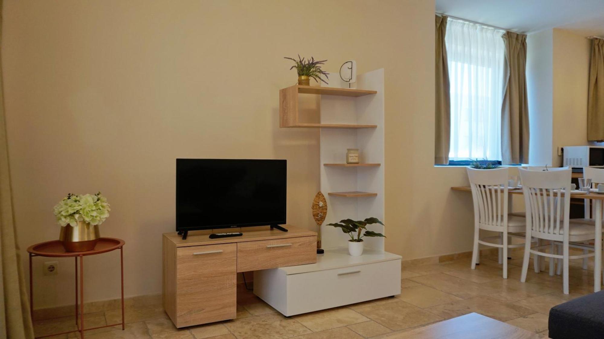 Ваканционни апартаменти Калиакрия - Holiday apartments Kaliakria Топола Экстерьер фото