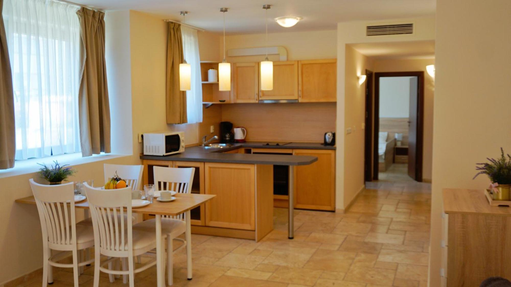 Ваканционни апартаменти Калиакрия - Holiday apartments Kaliakria Топола Экстерьер фото