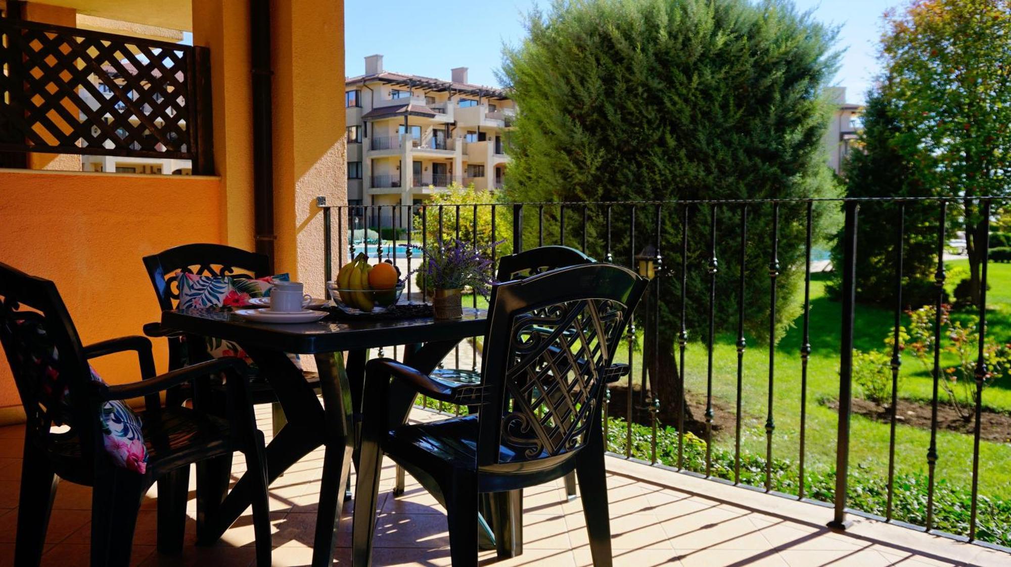 Ваканционни апартаменти Калиакрия - Holiday apartments Kaliakria Топола Экстерьер фото