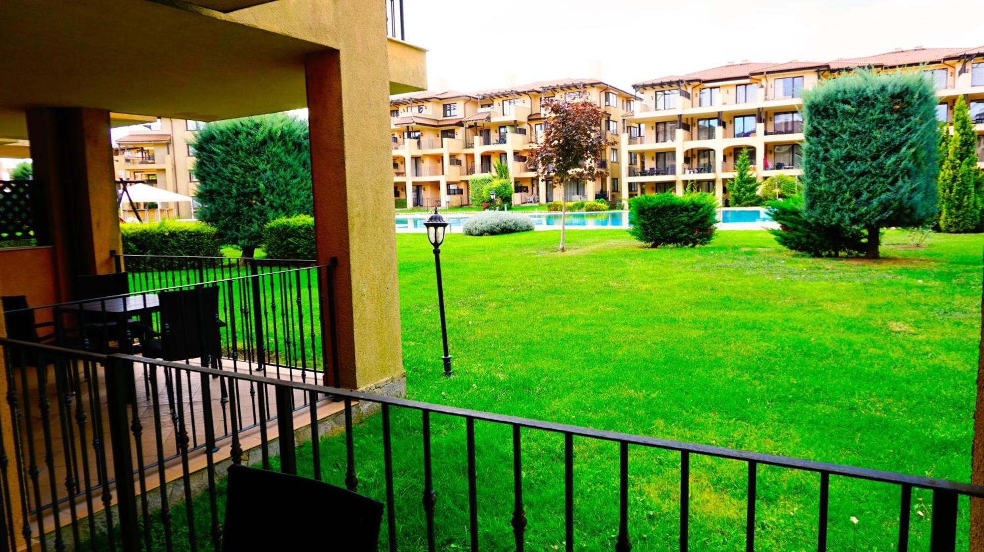 Ваканционни апартаменти Калиакрия - Holiday apartments Kaliakria Топола Экстерьер фото