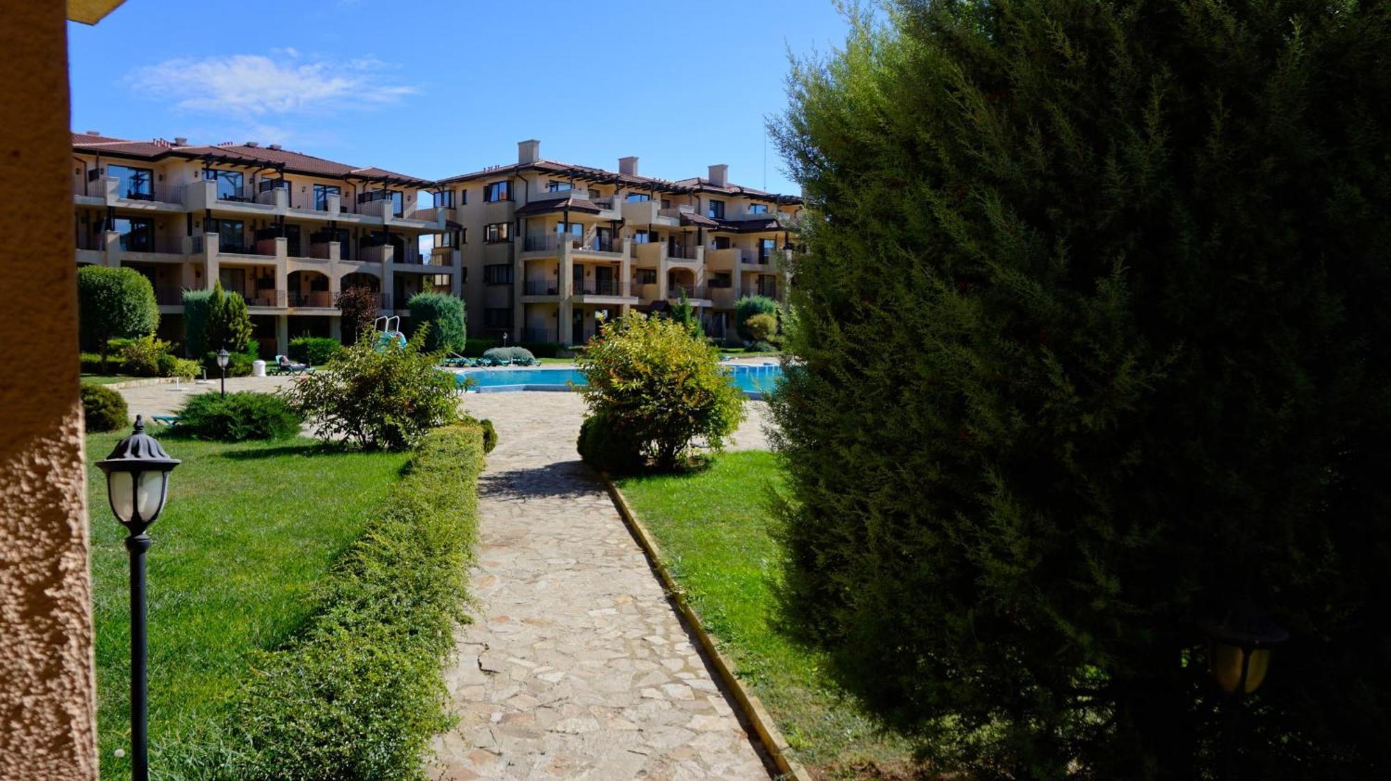 Ваканционни апартаменти Калиакрия - Holiday apartments Kaliakria Топола Экстерьер фото